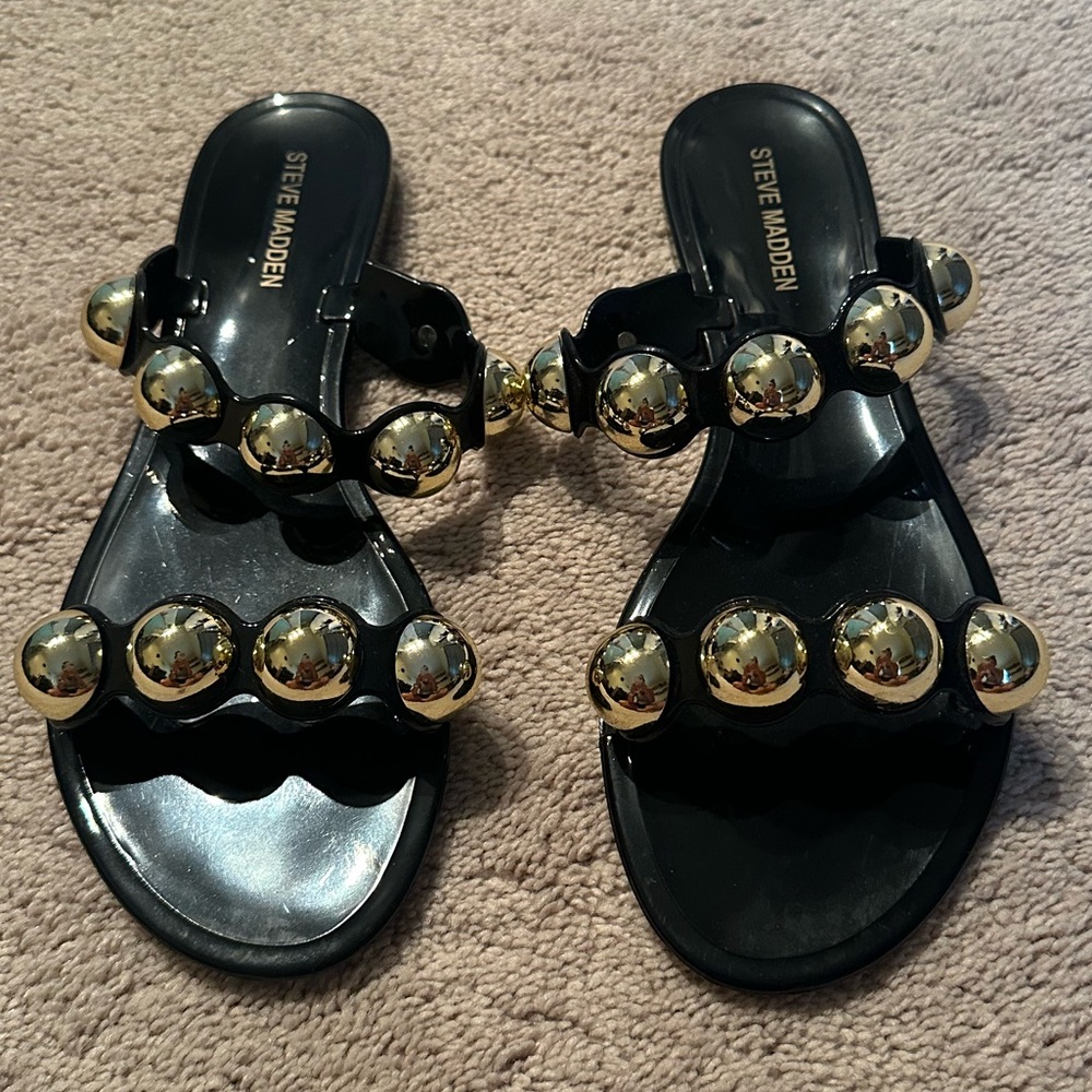 Steve Madden - Chrishelle